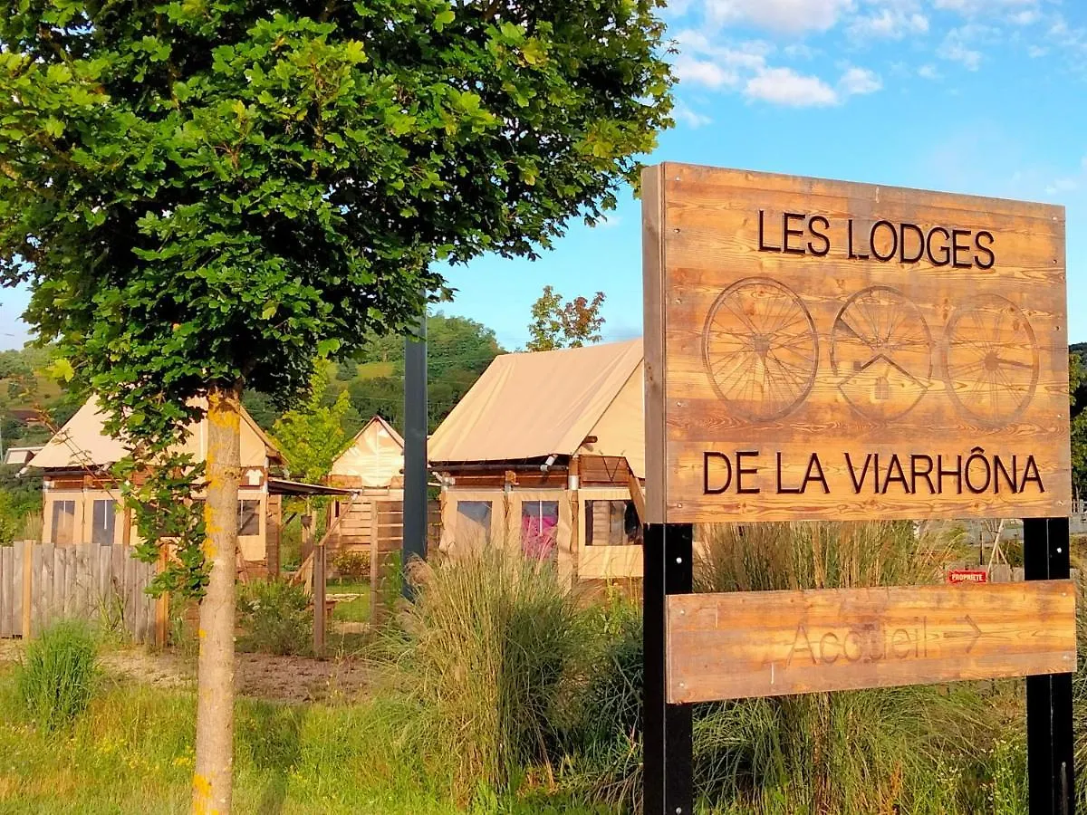 Campsite Les Lodges De La Viarhona - Tentes Lodges Virignin